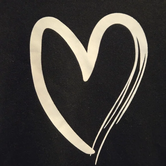 SHEIN Black and White Heart Graphic Sweatshirt - Picture 3 of 12